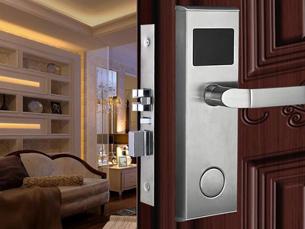 深圳汽車開鎖(開車鎖配汽車鑰匙)