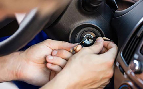 南京汽車開鎖(開車鎖配汽車鑰匙)